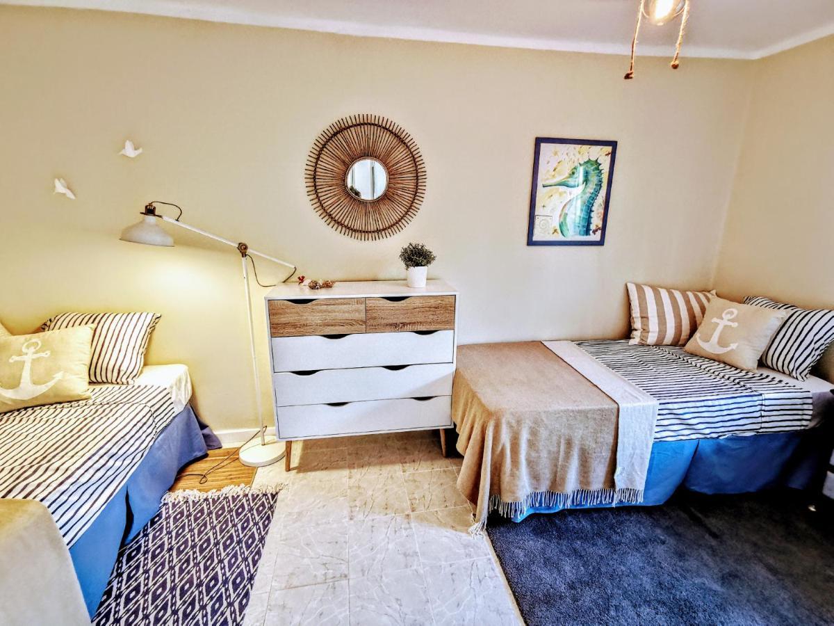 Happy Beachfront Apartment アルテア エクステリア 写真