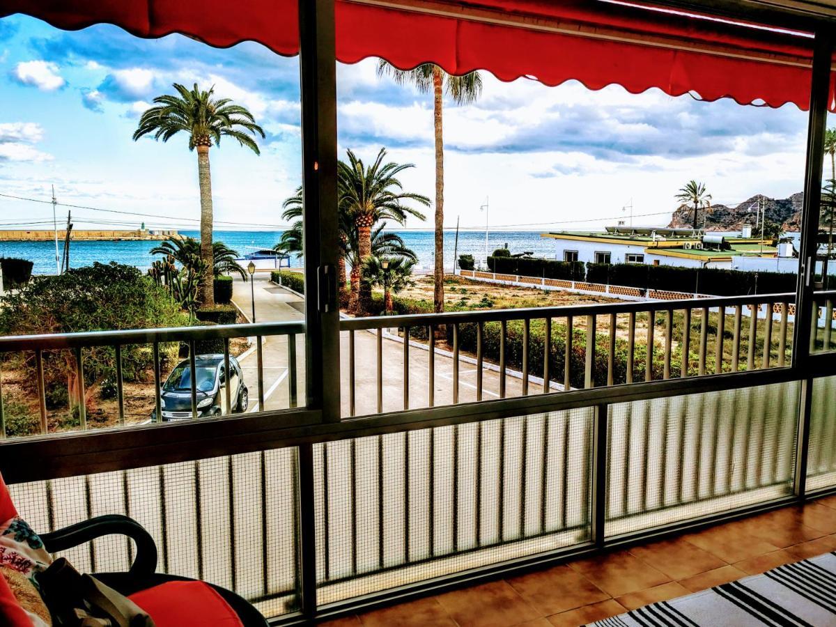 Happy Beachfront Apartment アルテア エクステリア 写真