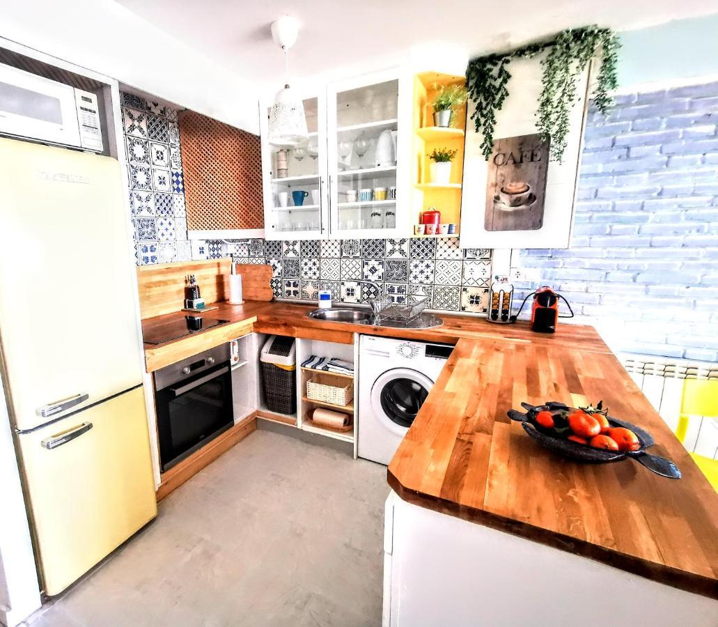 Happy Beachfront Apartment アルテア エクステリア 写真