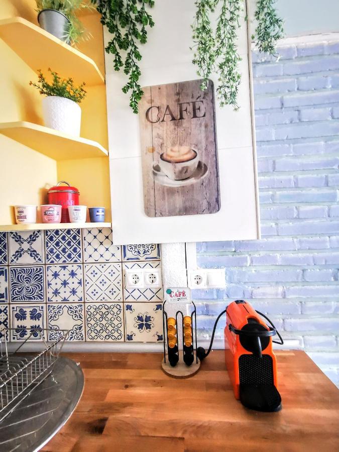 Happy Beachfront Apartment アルテア エクステリア 写真