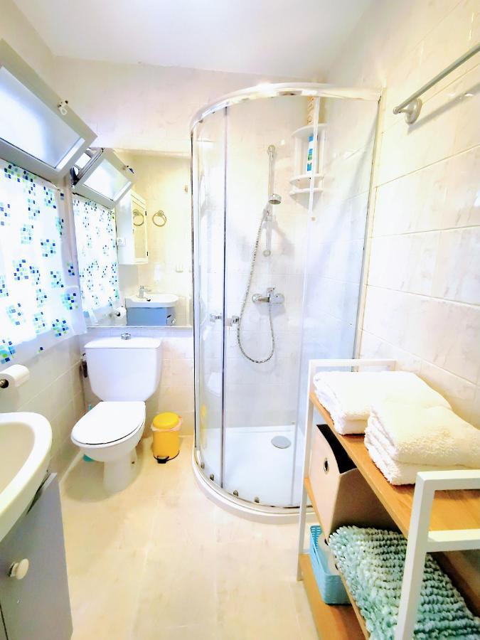Happy Beachfront Apartment アルテア エクステリア 写真